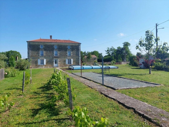 Photos 7 - Prestige - Maison de Maître rénovée, piscine chauffée et deuxième charmante maison