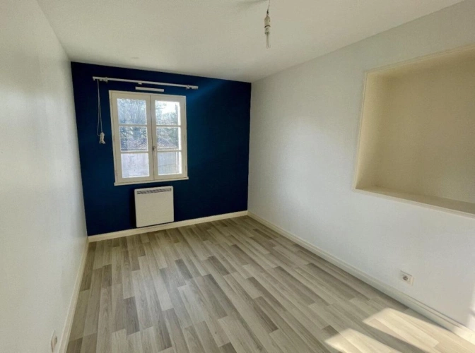 Photos 2 - Touristique - Ensemble de 2 maisons, 135 m² et 65 m², 3 km d'AULNAY et tous commerces, cadre très joli