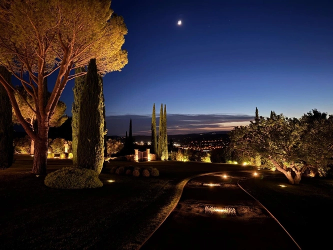 Photos 2 - Prestige - Domaine d'exception au cœur du Luberon