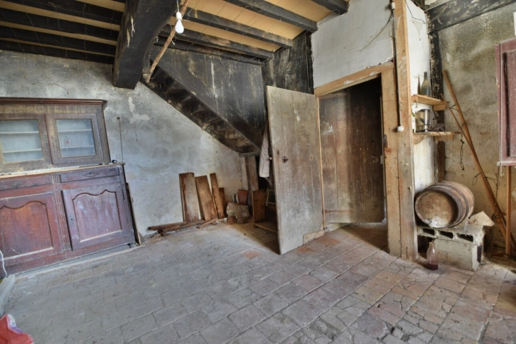 Photos 25 - Rurale - Corps de ferme surface habitable 300m2 - 6 chambres - dépendances