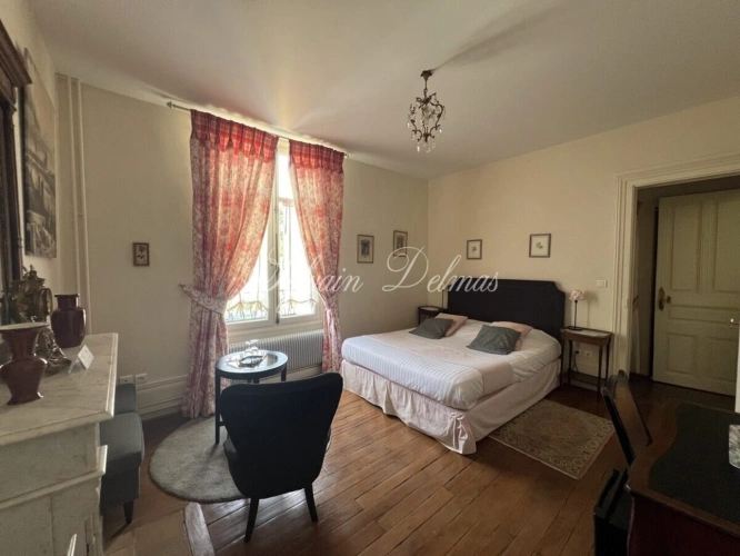 Photos 25 - Prestige - Propriete à vendre 32 pièces AMBOISE (37)