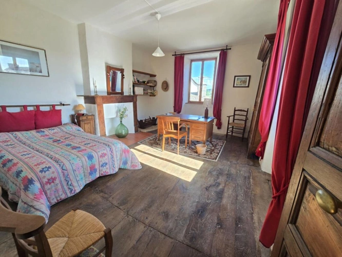 Photos 10 - Rurale - Maison de maître avec garage et dépendance - Arvieu