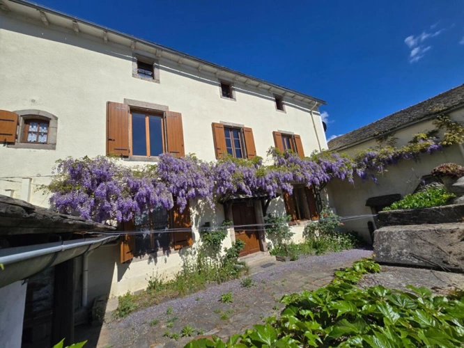 Photos 17 - Rurale - Maison de maître avec garage et dépendance - Arvieu