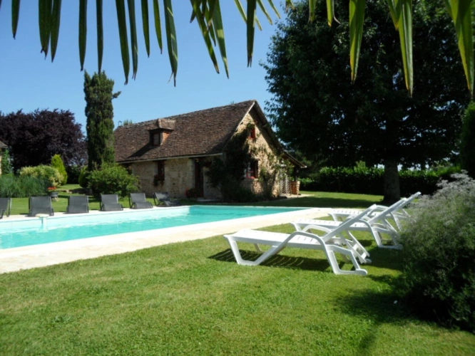 Photos 8 - Touristique - Propriete à vendre 15 pièces LA DOUZE (24)