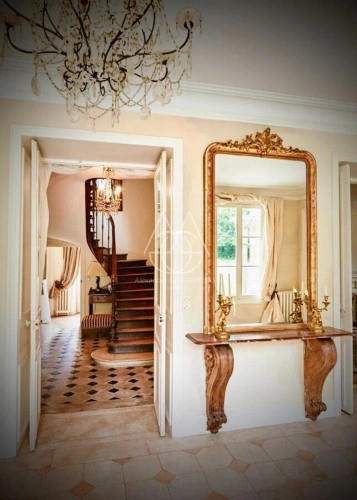 Photos 14 - Prestige - Beau château du XVIIIe siècle avec dépendances, incluant une salle de réception, situé dans l'Orne