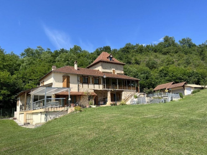 Photos 3 - Rurale - Propriété en bordure de rivière - Lot