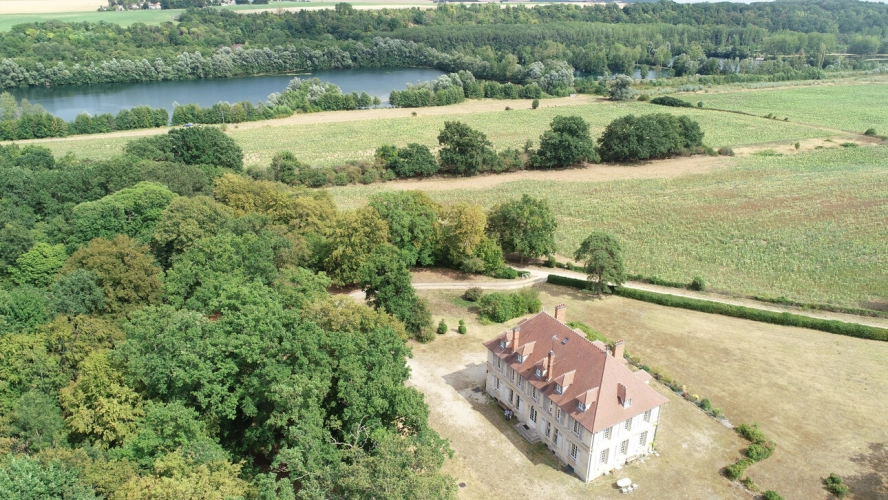 Photos 5 - Prestige - ARMENTIERES EN BRIE (77)à vendre superbe maison de maitre 18 chambres sur son parc arboré de 13500 m2