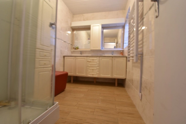 Photos 14 - Prestige - Propriete équestre et son château, à vendre 14 pièces LE TEMPLE SUR LOT (47)
