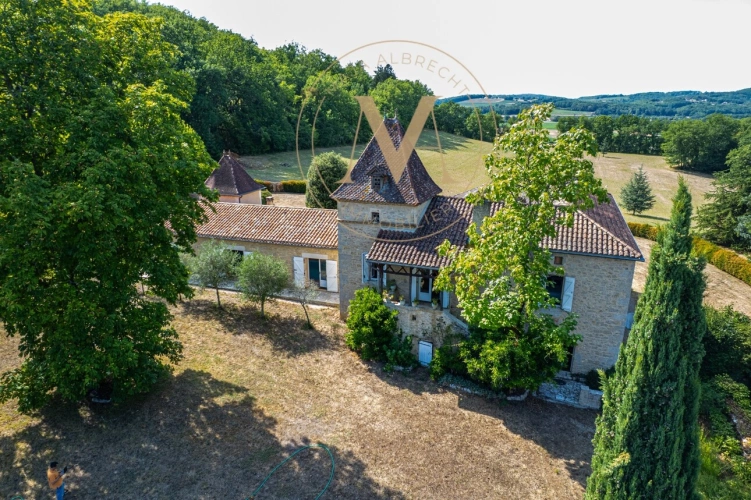 Photos 6 - Rurale - Manoir de caractère avec piscine intérieure, gîte et 11,6 hectares de nature préservée – LACAPELLE CABANAC (46)