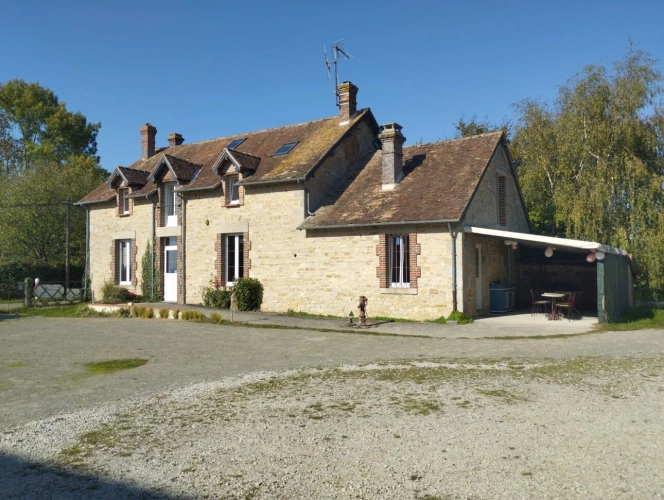 Photos 1 - Rurale - Propriété Corps de Ferme, 3 batisses en pierre, Batiments agricoles, gite & habitation de Qualité, proche LE PERCHE, ALENCON, 2h00 de PARIS, 45 Min LE MANS, 1h CAEN