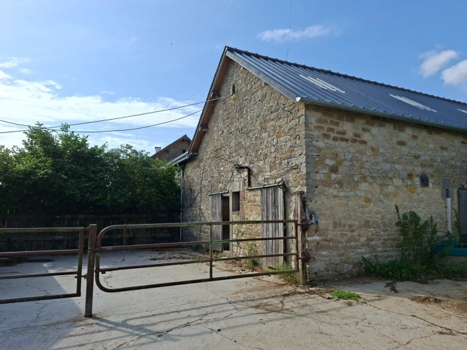 Photos 12 - Rurale - Propriété Corps de Ferme, 3 batisses en pierre, Batiments agricoles, gite & habitation de Qualité, proche LE PERCHE, ALENCON, 2h00 de PARIS, 45 Min LE MANS, 1h CAEN