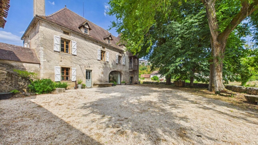 Photos 2 - Prestige - Propriété de charme avec vue dégagée et accès aux rives du Lot