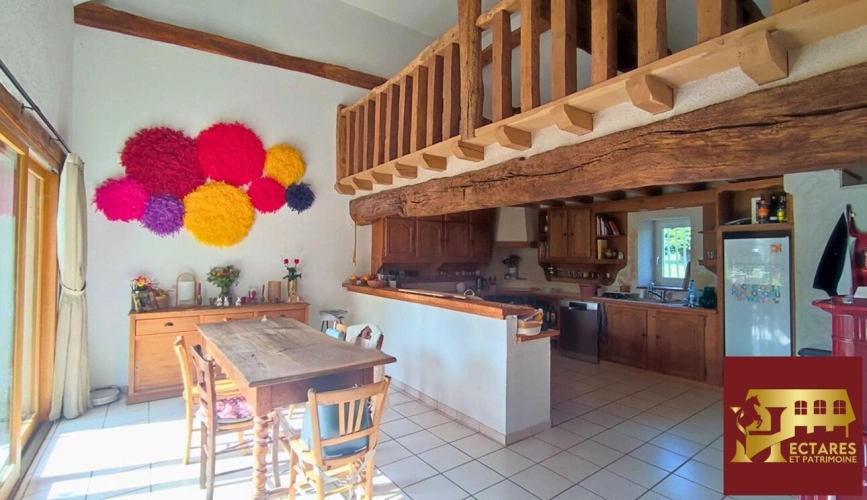 Photos 3 - Prestige - Propriété avec gîte et 3,6 ha