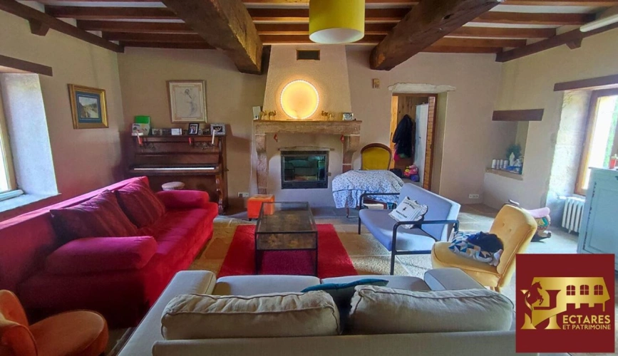 Photos 4 - Prestige - Propriété avec gîte et 3,6 ha