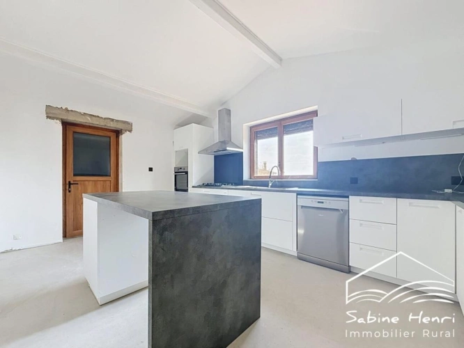 Photos 9 - Touristique - Maison avec 1 gîte sur plus de 1,4 ha de terrain