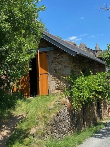Photos 10 - Rurale - OPPORTUNITE: Grange à transformer  en partie rénovée à La Vinzelle (12)