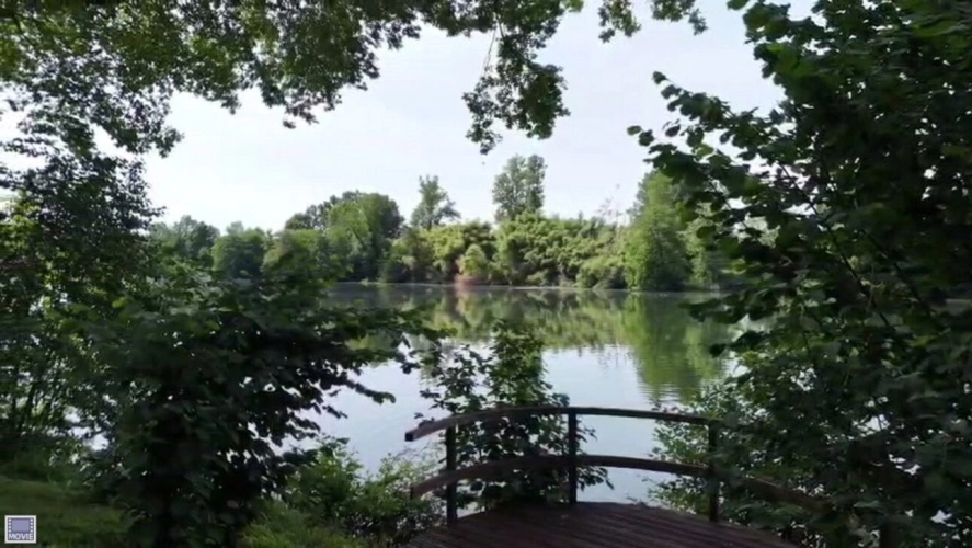 Photos 19 - Touristique - Propriete à vendre 14 pièces SAINTE LIVRADE SUR LOT (47)Sainte-Livrade-sur-Lot – Propriété de caractère à projets multiples en bord de rivière avec accès privatif au Lot