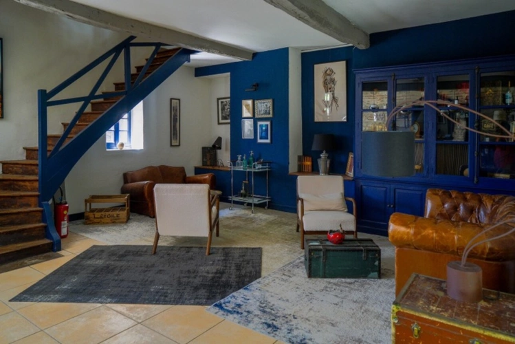 Photos 23 - Touristique - Propriete à vendre 14 pièces SAINTE LIVRADE SUR LOT (47)Sainte-Livrade-sur-Lot – Propriété de caractère à projets multiples en bord de rivière avec accès privatif au Lot