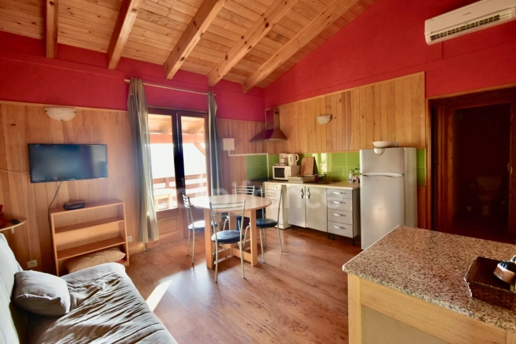 Photos 10 - Touristique - Dpt Corse (20), à vendre EVISA, propriété avec six chalets en bois, terrasse vue panoramique, piscine, parking