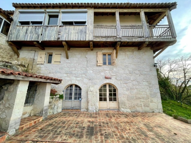 Photos 3 - Touristique - Hameau Authentique T15 à vendre, avec Maison et 6 logements indépendants et une vue panoramique-Saint-Vincent-Lespinasse (82)