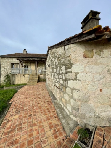 Photos 29 - Touristique - Hameau Authentique T15 à vendre, avec Maison et 6 logements indépendants et une vue panoramique-Saint-Vincent-Lespinasse (82)
