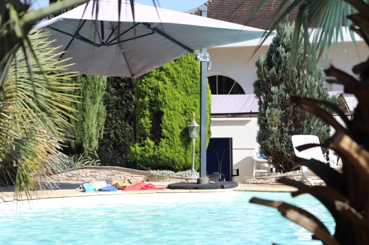 Photos 1 - Rurale - Propriété à vendre 8 pièces MONT DE MARSAN (40) de 210 m² proche commerces