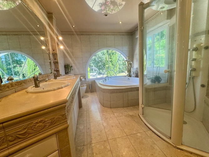 Photos 10 - Rurale - Propriété à vendre 8 pièces MONT DE MARSAN (40) de 210 m² proche commerces