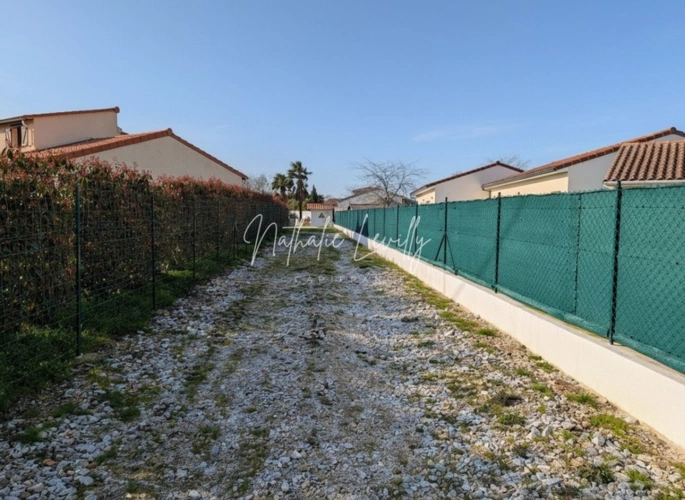 Photos 10 - Rurale - Grange et vaste terrain de 1135 m² – Potentiel d'agrandissement – Lavernose-Lacasse