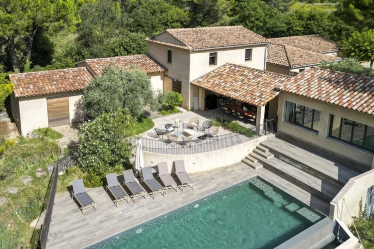 Photos 11 - Viticole - Domaine viticole & Villa contemporaine - Art de vivre en Provence