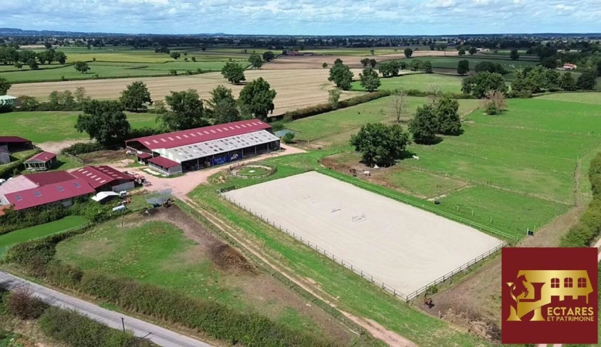 Photos 1 - Equestrian - Structure équestre 28 hectares + fermages possibles