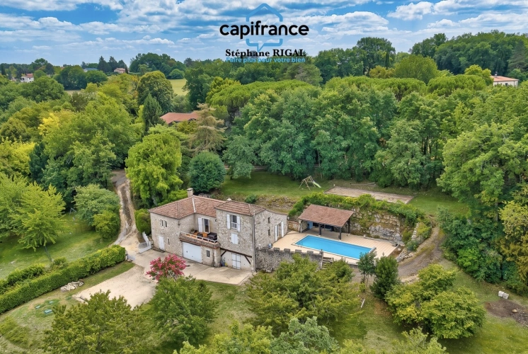 Photos 24 - Prestige - Propriete à vendre 5 pièces PUJOLS (47) Maison de 135m2 sur 6144m2 de terrain et piscine