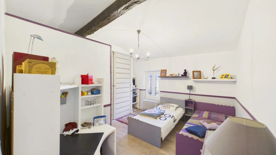 Photos 11 - Rurale - Maison 8 pièces de 214 m² sur 1556 m² de terrain avec studio, piscine et garage