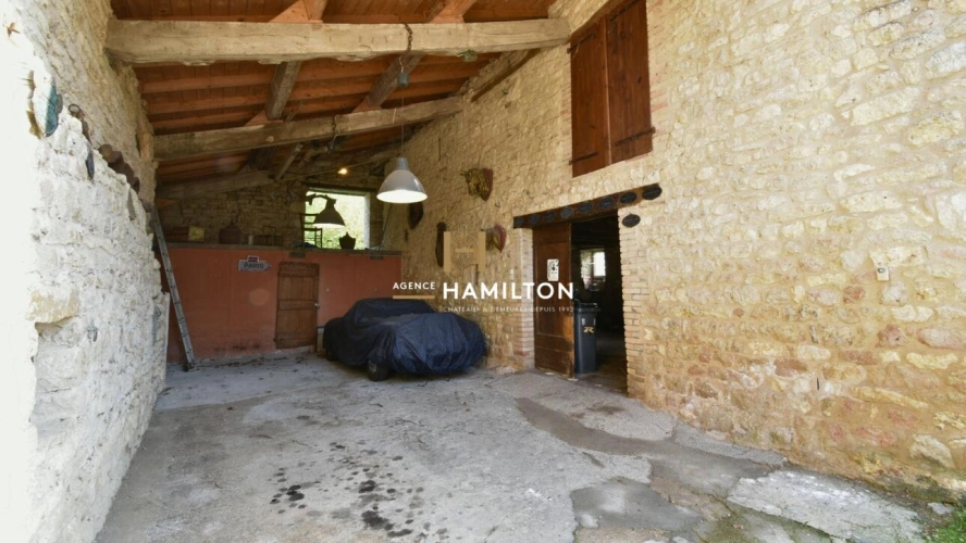 Photos 15 - Rurale - CHARMANTE PROPRIETE AVEC PRAIRIES, PISCINE, GARAGE ET BATIMENTS ANNEXES