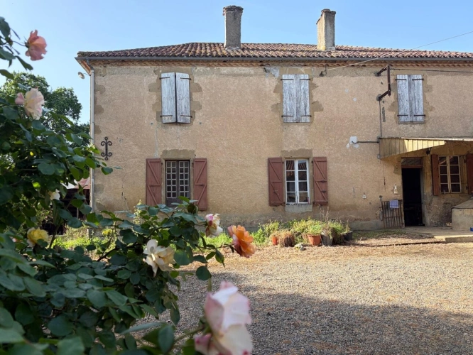 Photos 12 - Prestige - PLAISANCE (32); AUTHENTIQUE MAISON GASCONNE 300M2 dans son jus, un peu cachée, 1HA grandes dependances