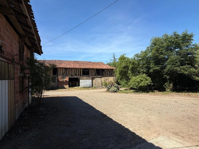 Photos 15 - Prestige - PLAISANCE (32); AUTHENTIQUE MAISON GASCONNE 300M2 dans son jus, un peu cachée, 1HA grandes dependances