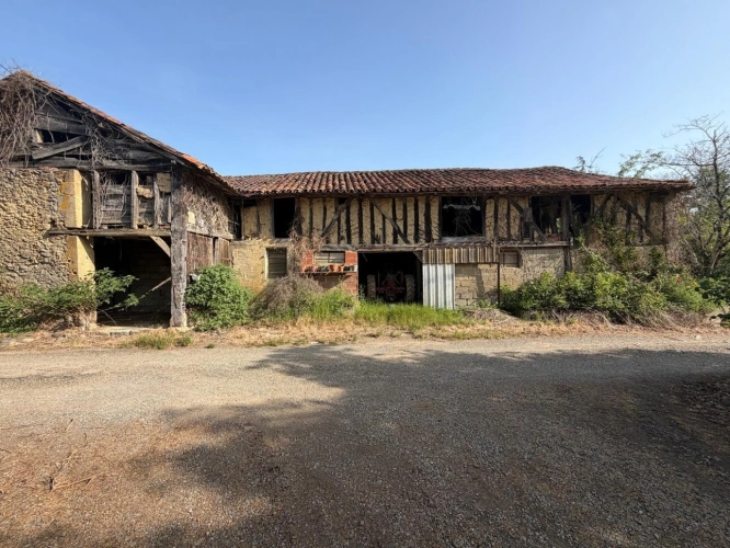 Photos 25 - Prestige - PLAISANCE (32); AUTHENTIQUE MAISON GASCONNE 300M2 dans son jus, un peu cachée, 1HA grandes dependances