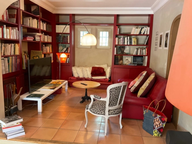 Photos 20 - Prestige - Proprieté  à 20 mns d'Aix en Provence sur la commune de Rognes  380m2 avec 8 chambres