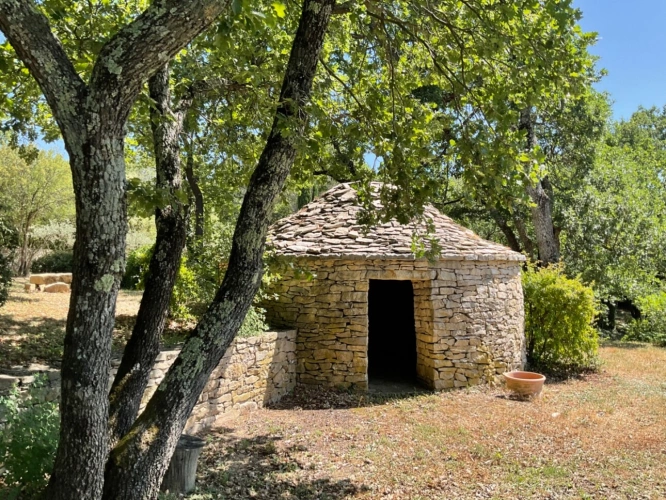 Photos 27 - Prestige - Proprieté  à 20 mns d'Aix en Provence sur la commune de Rognes  380m2 avec 8 chambres
