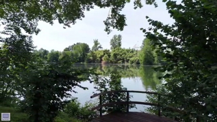 Photos 21 - Touristique - Propriete à vendre 14 pièces SAINTE LIVRADE SUR LOT (47)Sainte-Livrade-sur-Lot – Propriété de caractère à projets multiples en bord de rivière avec accès privatif au Lot
