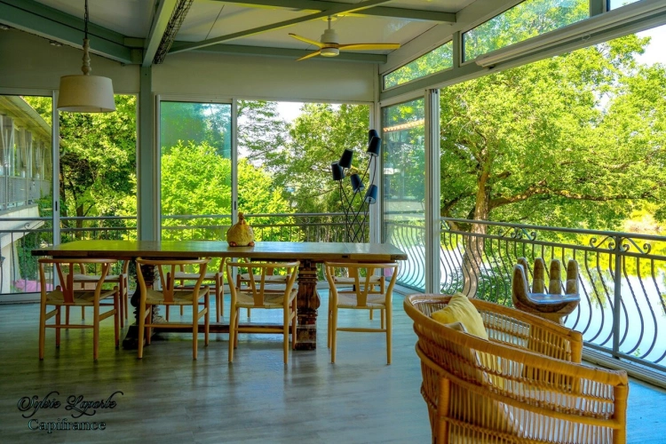 Photos 26 - Touristique - Propriete à vendre 14 pièces SAINTE LIVRADE SUR LOT (47)Sainte-Livrade-sur-Lot – Propriété de caractère à projets multiples en bord de rivière avec accès privatif au Lot