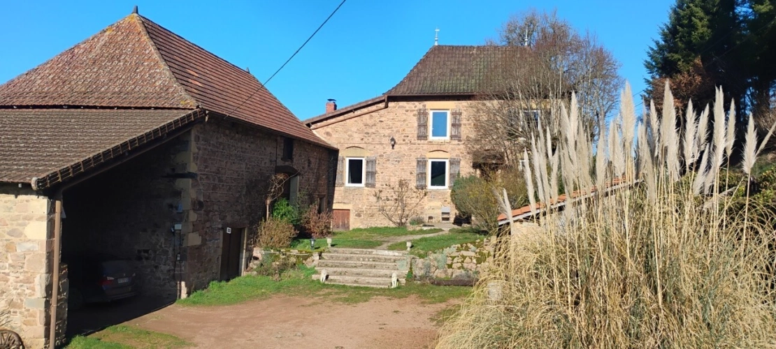 Photos 15 - Rurale - Maison de Maître bourguignonne Vue dégagée 7 pièces SAINT IGNY DE VERS (69)