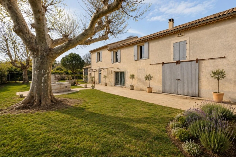 Photos 2 - Touristique - Mas en pierre avec salle de réception 240 m² . Gîtes .Mariages . Entre Uzès et Orange