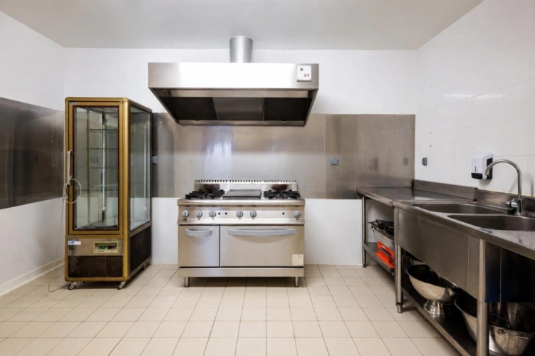 Photos 15 - Touristique - Mas en pierre avec salle de réception 240 m² . Gîtes .Mariages . Entre Uzès et Orange