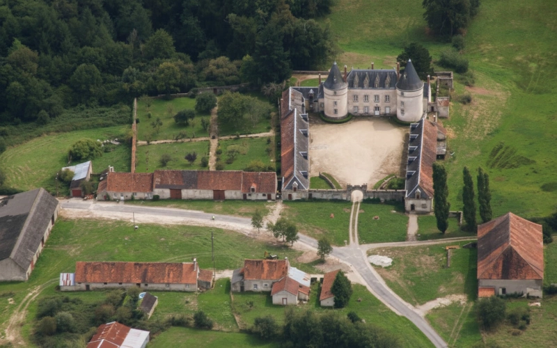 Photos 18 - Prestige - CHÂTEAU D'EXCEPTION DES XVe ET XIXe SIÈCLES DOMAINE DE 108 HECTARES, MONUMENT HISTORIQUE, HAUTE-VIENNE
