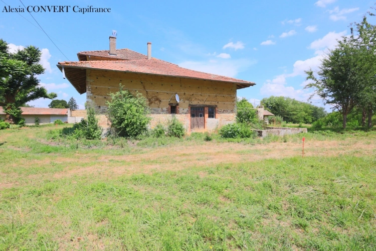 Photos 3 - Rurale - Dépendance 115m² avec 946m² de terrain proche centre village Foissiat