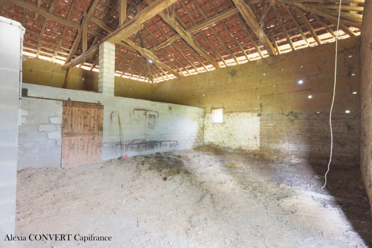 Photos 6 - Rurale - Dépendance 115m² avec 946m² de terrain proche centre village Foissiat