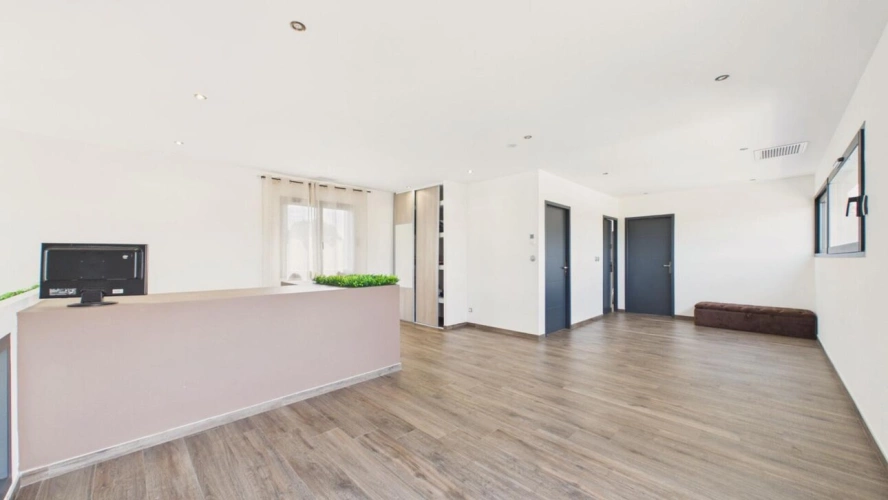 Photos 8 - Équestre - DOMAINE D'EXCEPTION de 300 m² habitables  sur 3 hectares niché au calme et sans vis à vis
