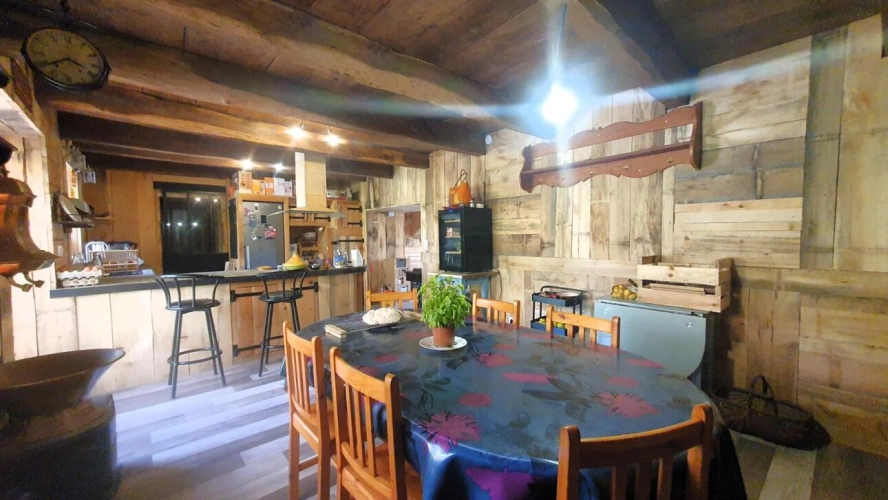 Photos 19 - Rurale - ANCIEN CORPS DE FERME RÉNOVÉ  AU CALME AVEC 1,7 HECTARE