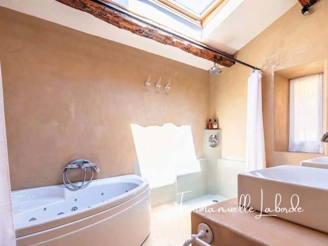 Photos 11 - Tourist - Stone property with guest house, swimming pool and 2.5 hectares – Lalinde, Dordogne (24)