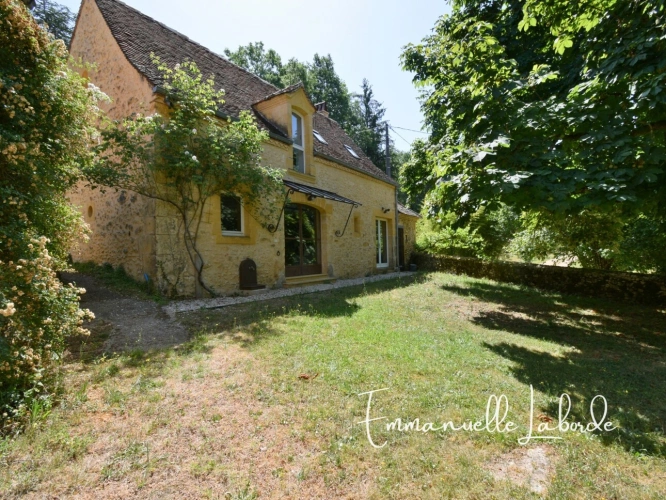 Photos 19 - Tourist - Stone property with guest house, swimming pool and 2.5 hectares – Lalinde, Dordogne (24)